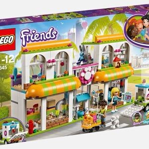 95% complete LEGO Friends Heartlake City Pet Center 41345 with Manuel